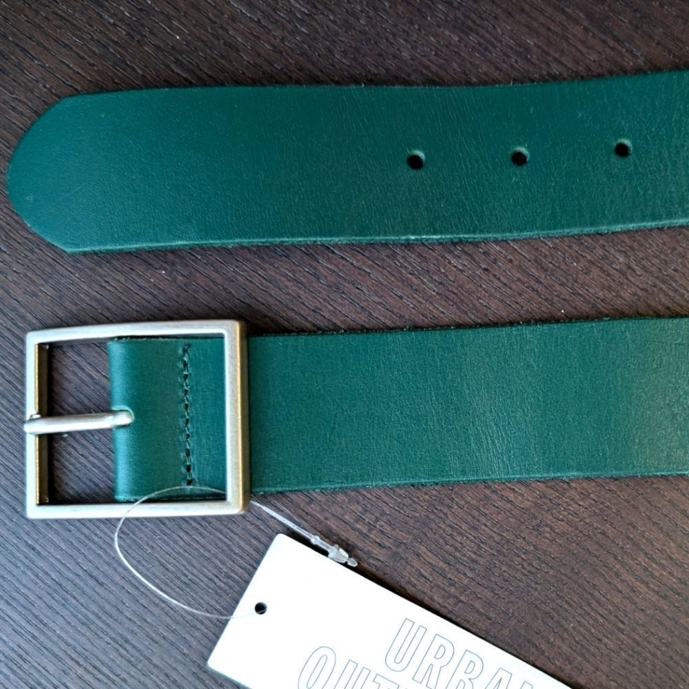 UO pine green Genuine leather belt NWT